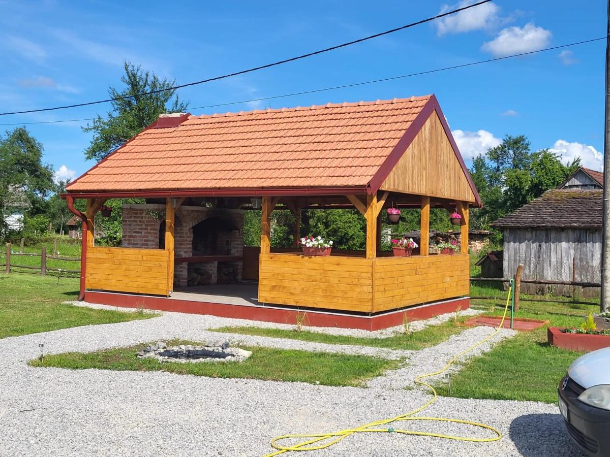 Kuca Za Odmor Jopi I Mare Villa Topusko Buitenkant foto