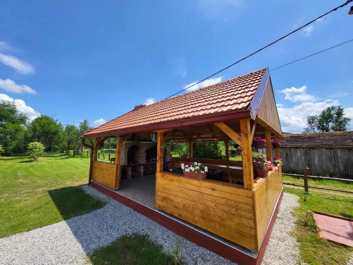 Kuca Za Odmor Jopi I Mare Villa Topusko Buitenkant foto